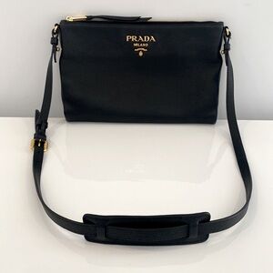 PRADA | LOGO LEATHER CROSSBODY BAG - BLACK